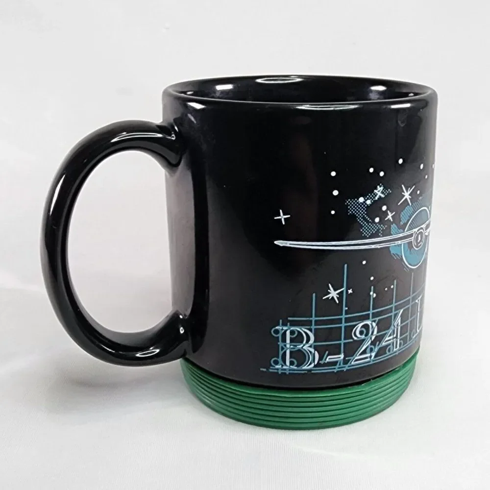 B-24 Liberator Bommer Plane 2002 Vintage Air Force Mug‎ Rare Collector Retro Fly